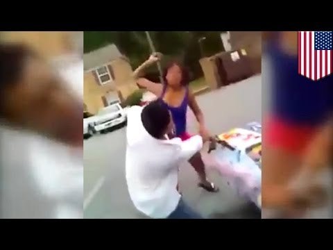 Jóvenes filman mientras atacan a un vendedor de helados y publican el video de su aventura