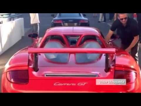 Paul Walker posa para foto antes de morir en accidente