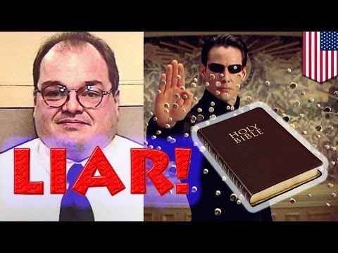 Conductor de autobús dijo que biblia salvo su vida al ser atacado, mintió según evidencias forenses