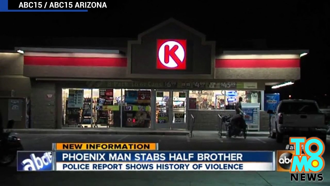 أندرو وارد  من أريزونا قتل أخوه البالغ 12 عاماً طعناً