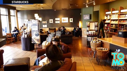 لصة تسرق جهاز ماكبوك في فيديو مسجل في مقهى ستاربوكس