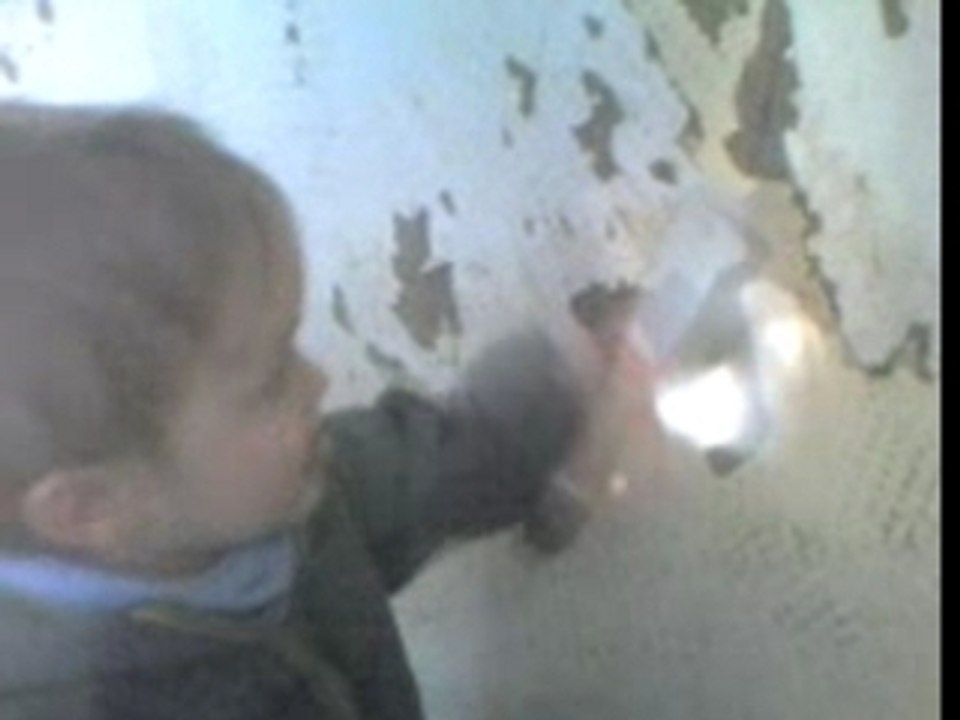 Yannick hilft beim Umbau