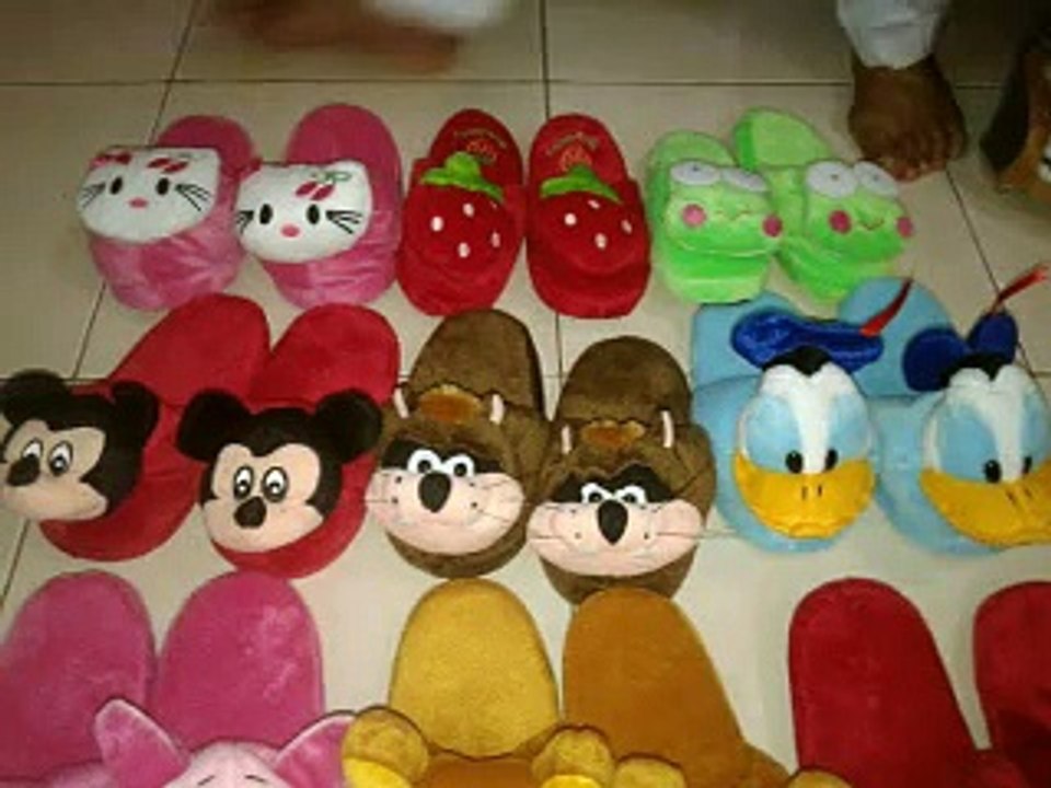 Sandal Boneka Murah