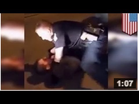 VIDEO: Un homme éméché se fait malmener par un keuf