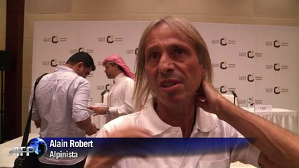 Francês escala prédio em Dubai