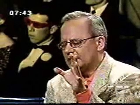 Ojitos lindos vs Alan Garcia