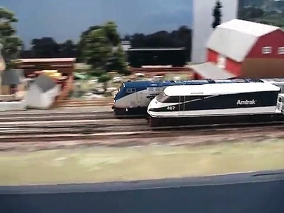 Talgo vs Superliner