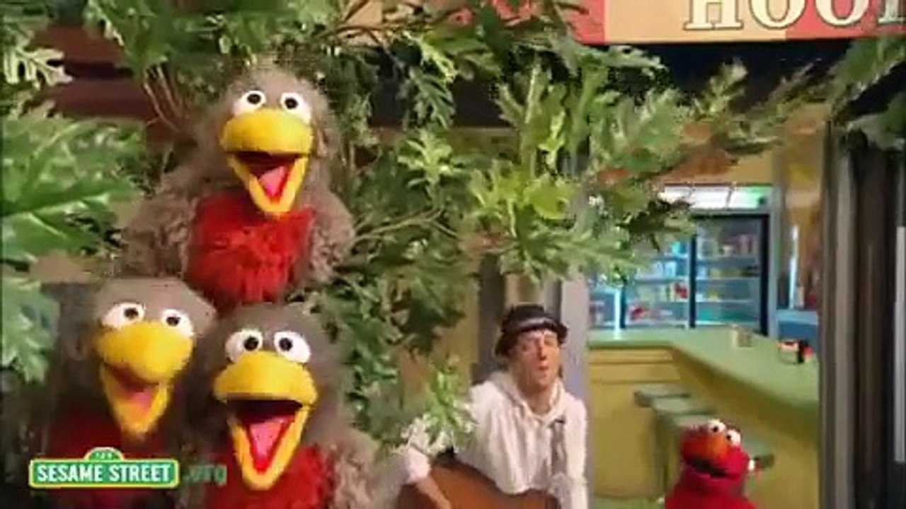 Sesame Street "Outdoors" with Jason Mraz sings with Elmo "I'm Yours