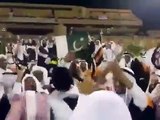 Saudis Chanting Slogans For Pakistan Is Government Agreed To Send Army In Their Favor---