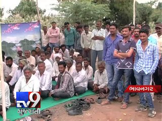 Farmers on indefinite fast for their rights - Tv9 Gujarati
