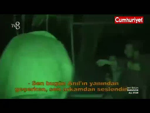 Doğukan Manço çok sinirlendi: Babama niye bulaşıyorsun?