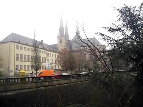 白い家フェローシップチャーチ 【ノートルダムの鐘】　Shiroi-ie Fellowship Church