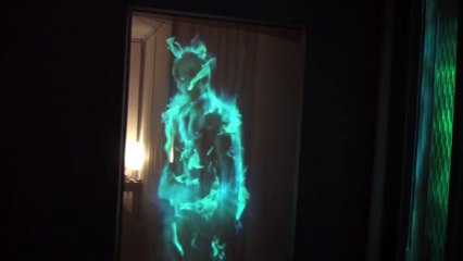 Ghostly Apparitions - Hologram Illusion