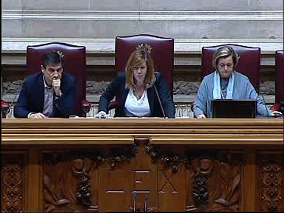 Hommage de l'Assemblée du Portugal à l'amitié franco-portuguaise