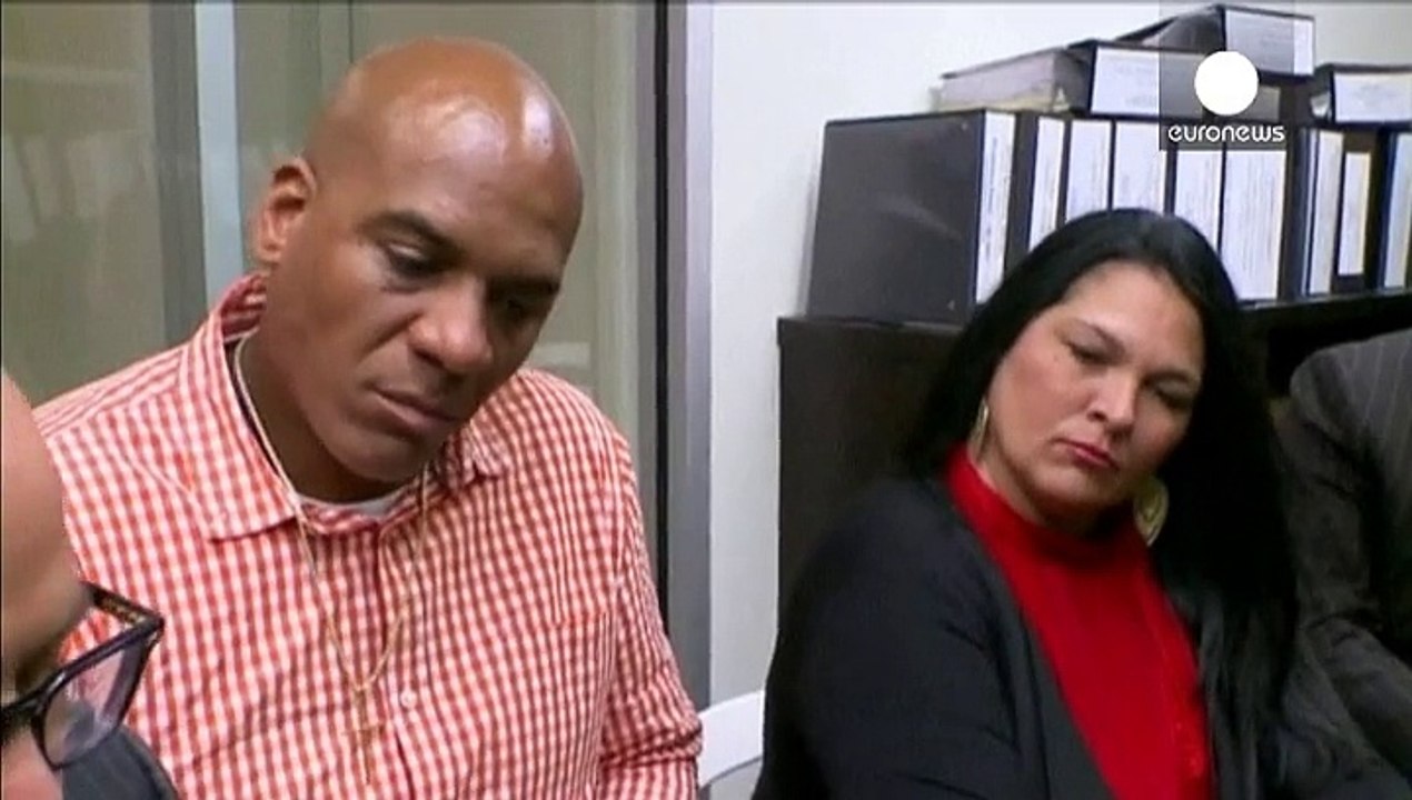 EEUU: acusado de homicidio el policía que mató a un afroamericano indefenso