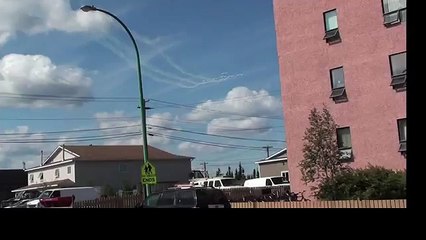 Snowbirds fly Yellowknife 2012 #2