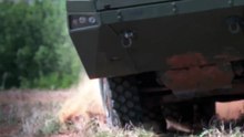 [軍事紀錄-陸上軍武]浩劫式裝甲模組化車輛(Havoc AMV 8x8)的渡海能力與全地形的移動測試