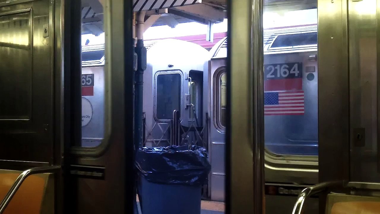 IRT Broadway-7th Avenue Line:Manhattan-bound R62A 1 Train Ride with (9) Train Roll Sign