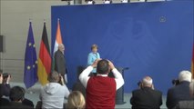 Merkel-Modi Ortak Basın Toplantısı