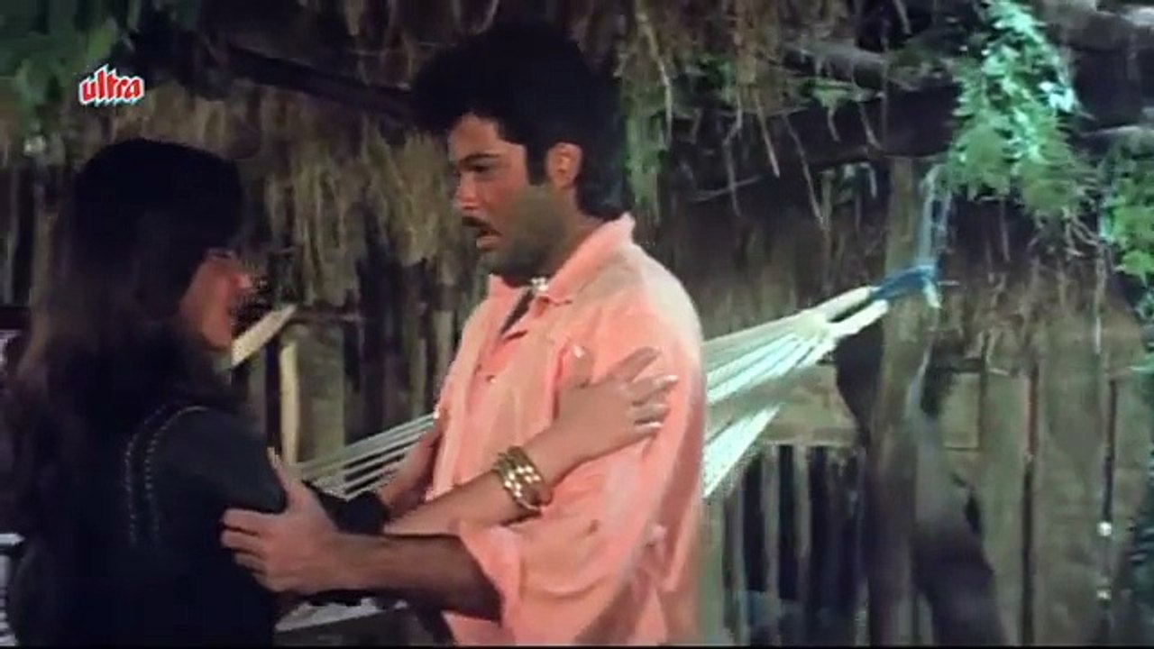 Hot Smooch Between Anil Kapoor And Dimple Kapadia Janbaaz Romantic Scene 8 10 Video Dailymotion 