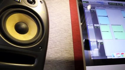 Pitty Mortal Kombat X - Bastidores da dublagem brasileira.