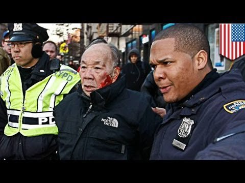 NYC Police Brutality: 84 anyos na lalaki, nag-jaywalk, binugbog ng pulis
