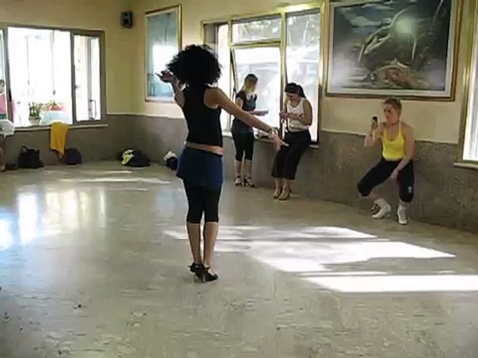 SALSA LADY STYLE - LATIN BEACH 13