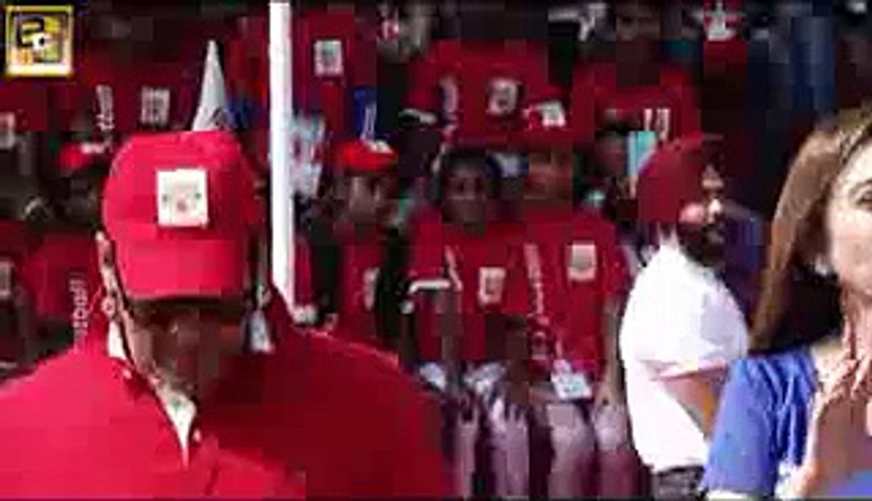 Salman Khan plays around with MONKEYS   Prem Ratan Dhan Payo.3gp