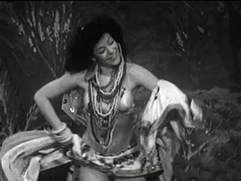 Afro Mood Vintage Burlesque