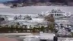 Tsunami in Japan - The Most Shocking Video El video más impactante del tsunami en Japón!