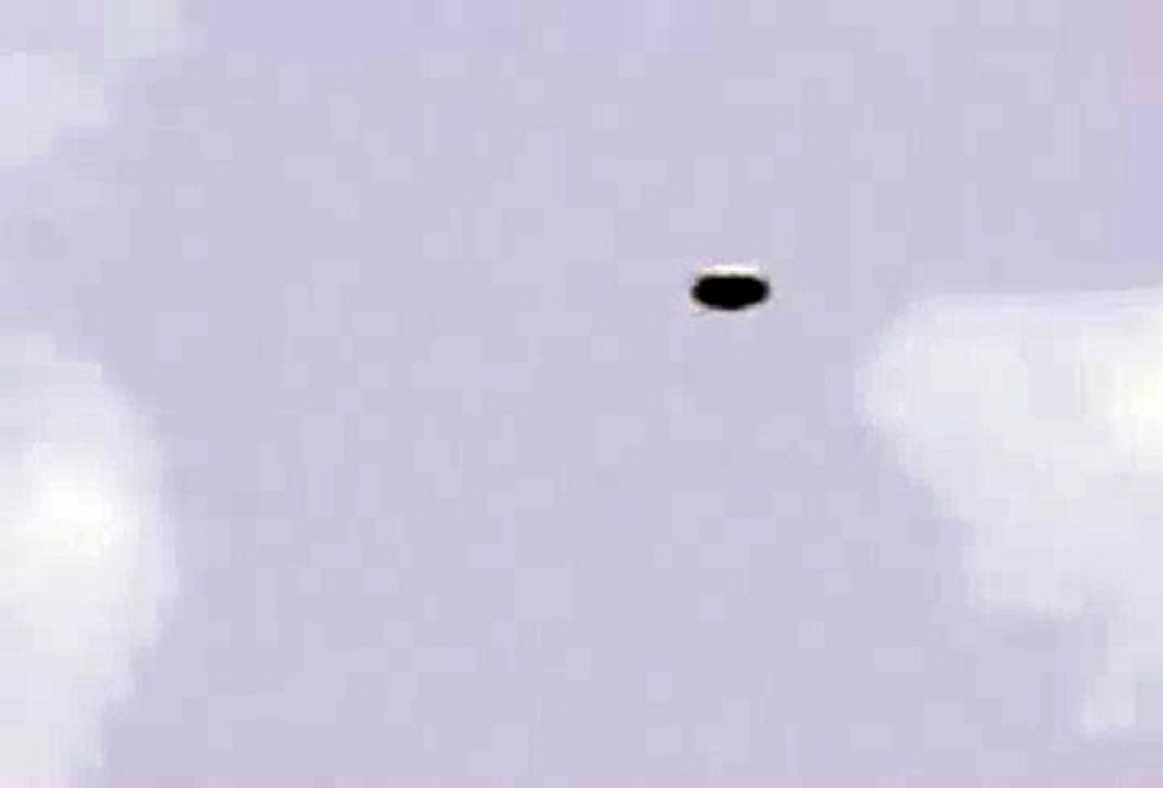 Ufo footage - NY. Dec 06 / 2006 - Rare