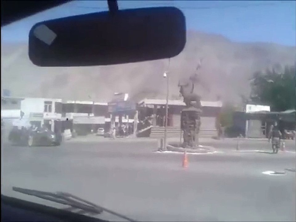 PM Nawaz Sharif Roaming without any protocol in GILGIT BALTISTAN