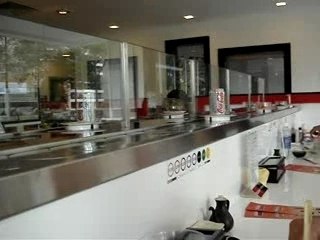 paridouch au vietnam au sushi express