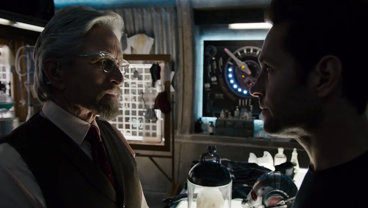 Ant-Man Official Trailer #1 (2015) - Paul Rudd, Evangeline Lilly Marvel Movie HD - YouTube