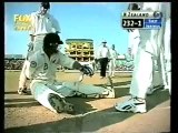 Funniest Cricket in the Cricket history – even Sachin can’t stop laughing!! Must Watch and share