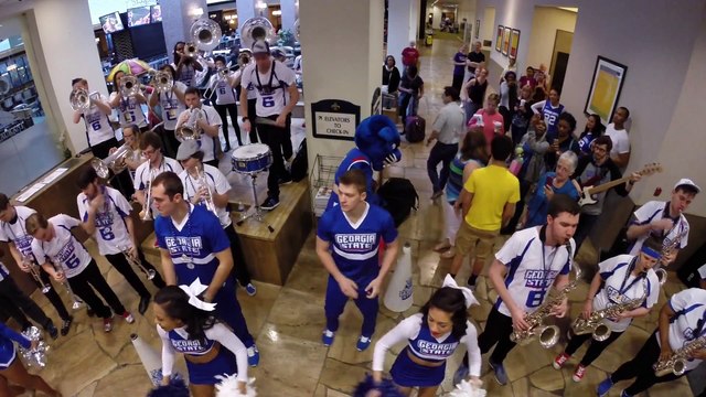 Drumming in a New Orleans Hotel Lobby! Georgia State Basketball Band