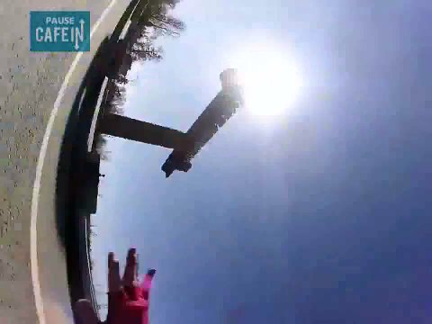 3 cyclistes se font renverser par un camion en russie