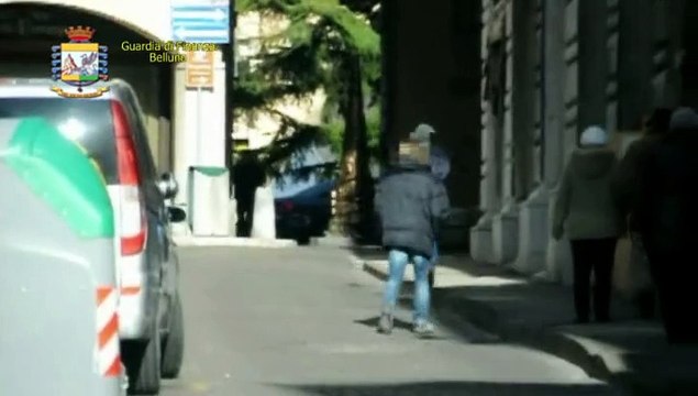 Belluno - Scoperto dalle fiamme gialle un dipendente assenteista ( 15.04.15)