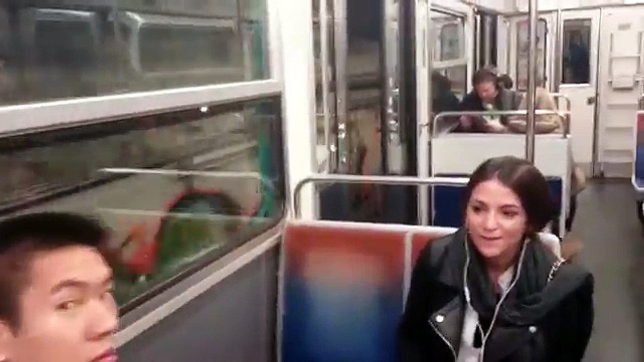 Quand le métro Parisien roule portes ouvertes...