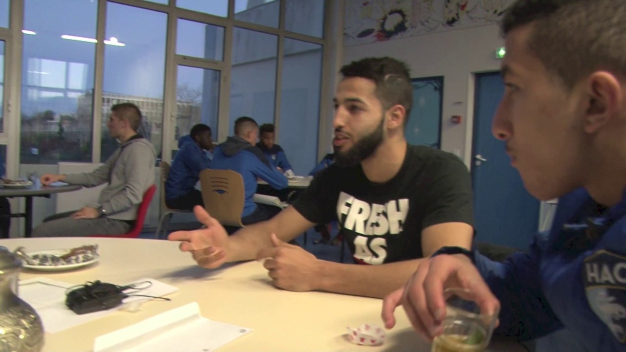 La rencontre entre les Pros et les U19 du HAC (2/2)