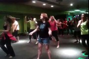 Bailando @Enrique Iglesias - Natalia's Zumba Zone - Choreo by Michelle