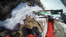 So Extreme Skiing session : 2 skiers falling in the mountain