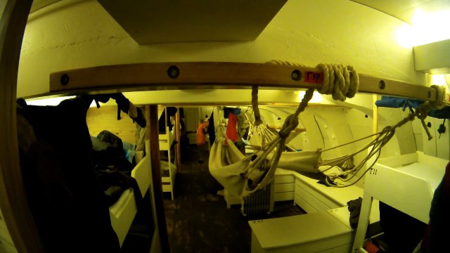 HISTOIRES LITTORALES | A bord de l'hermione : visite des couchettes