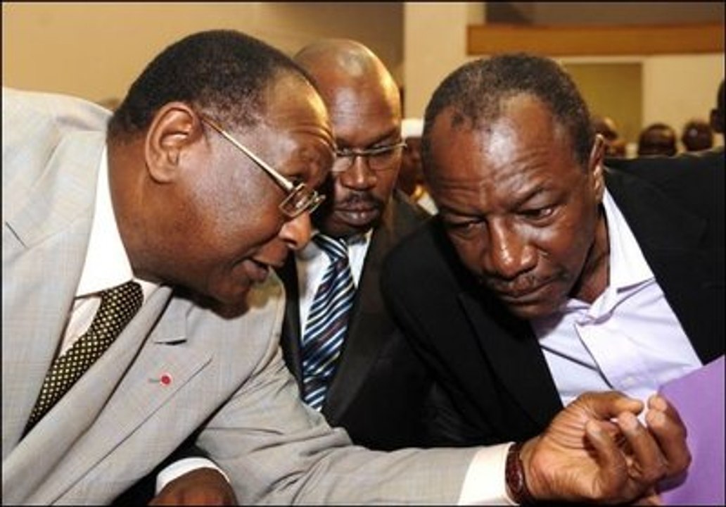 INTERVIEW LANSANA KOUYATE SUR LA SORTIE DE CRISE