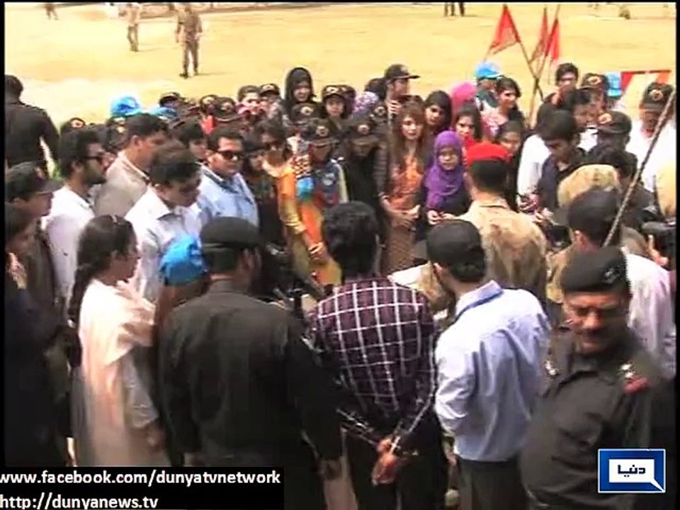 Dunya News - Lahore: More than 100 students spend memorable day with Pak Army