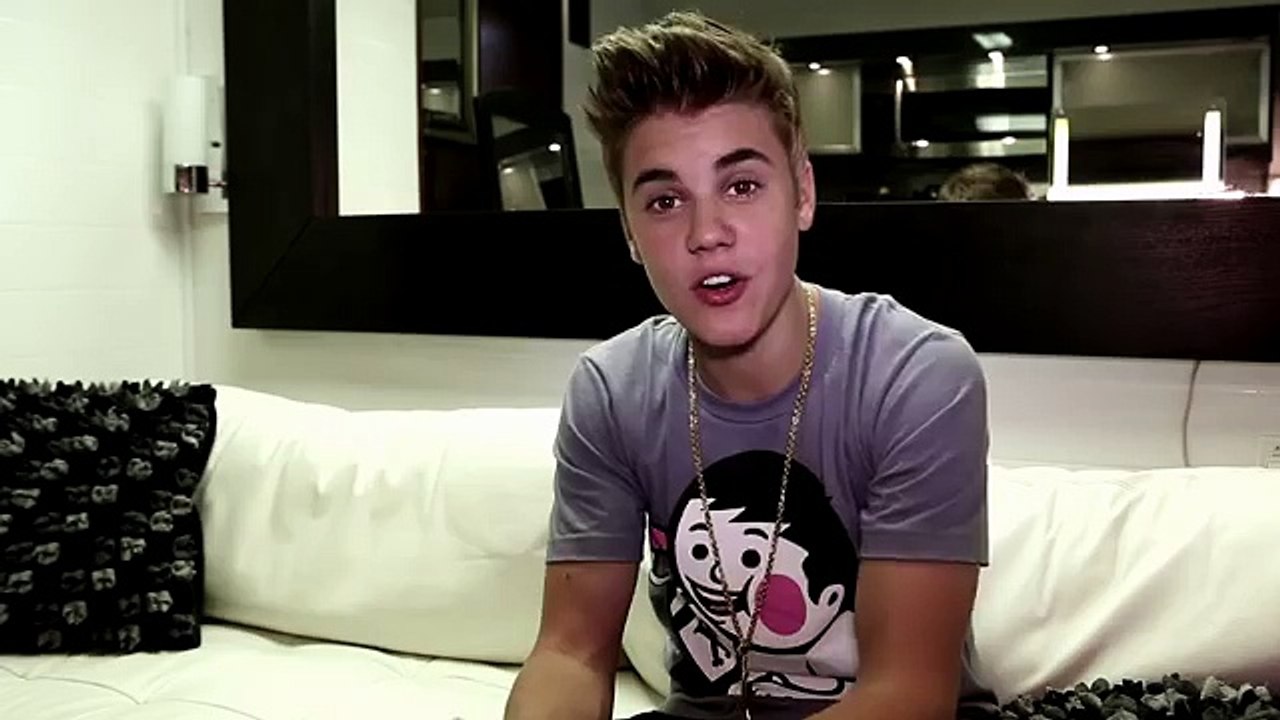 Justin Bieber - Boyfriend (Behind The Scenes) - Official Video Song HD