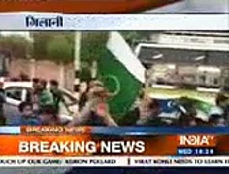 Pakistan Flag Waved by Kashmiris in Rally in Srinagar