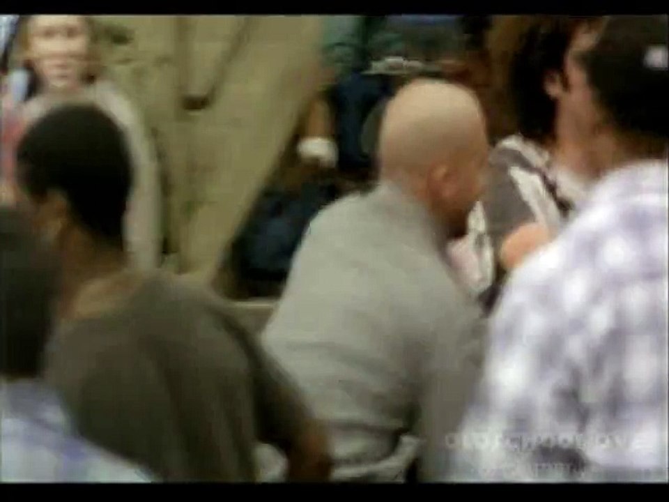 Coolio Feat. L.V. – Gangsta's Paradise (Krazytoons Remix) (DVD) [1995] [HQ]