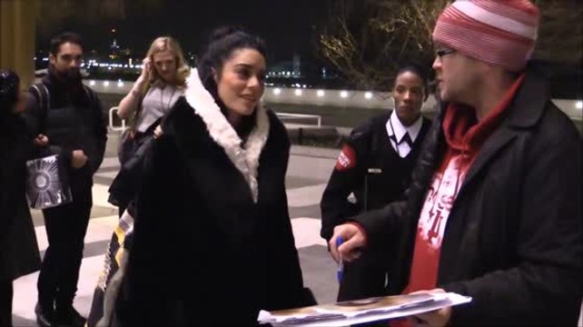 Vanessa Hudgens Refuses to Sign 'High School Musical' Merchandise