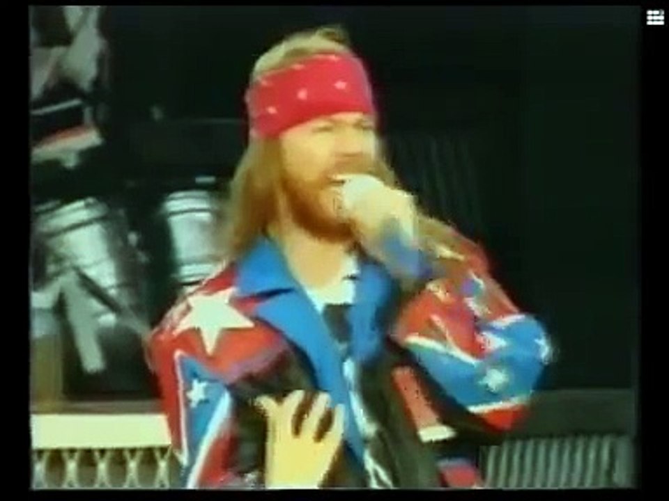 Guns n Roses Civil war live (Voodoo Child intro)